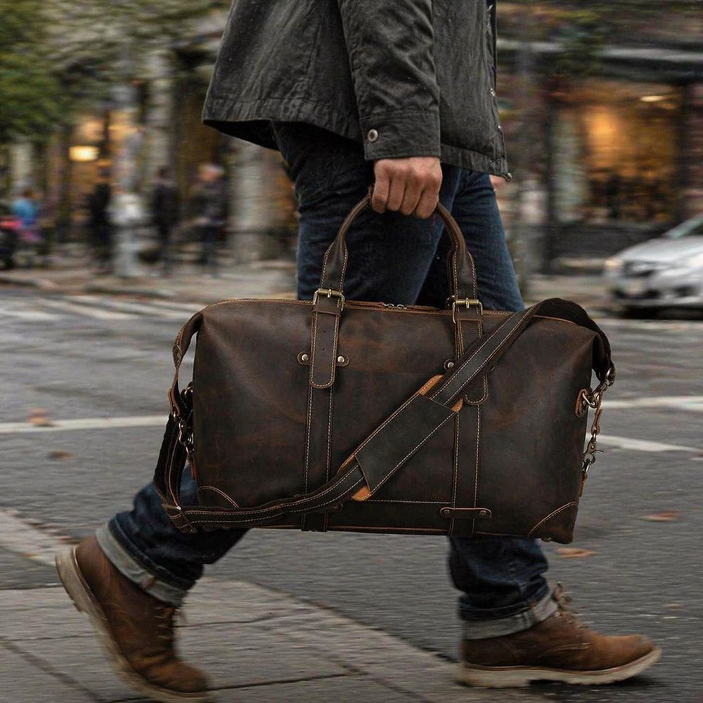 Genuine Crazy Horse Leather Men’s Travel Duffel detail photo 2