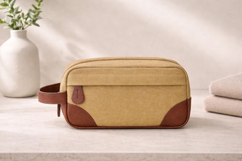 Leather Canvas Toiletry Bag detail photo 3