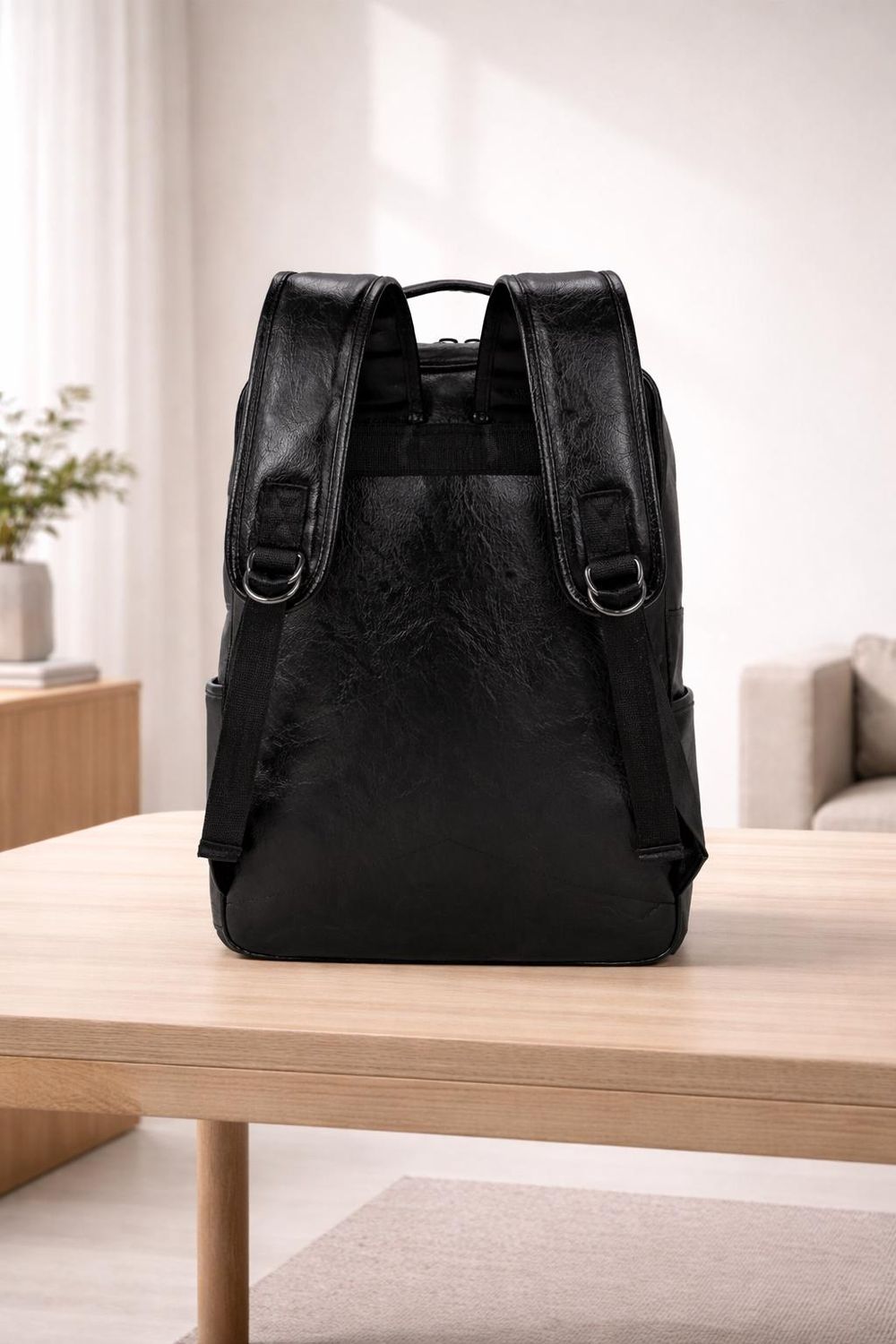 Men’s Leather Backpack Large Capacity – Business detail photo 4