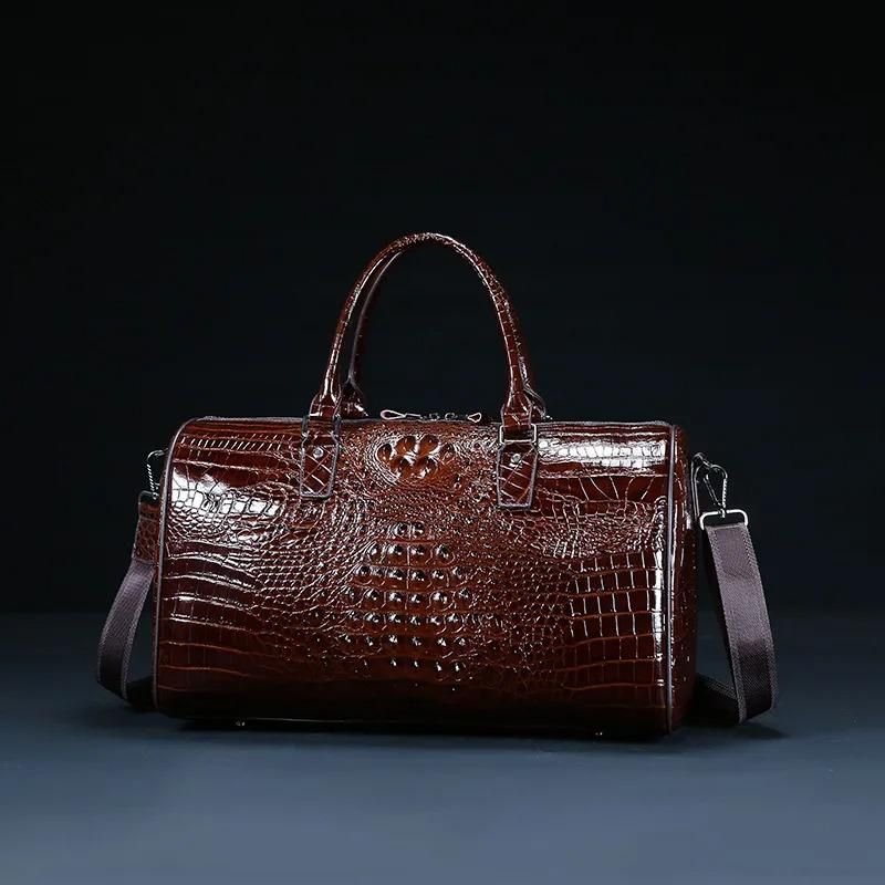 Men’s Luxury Alligator Leather Travel Bag – detail photo 3