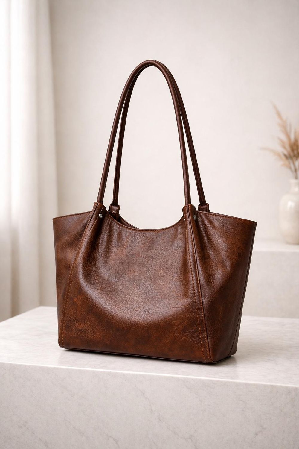 Soft Leather Shoulder Crossbody Bag – Designer detail photo 3
