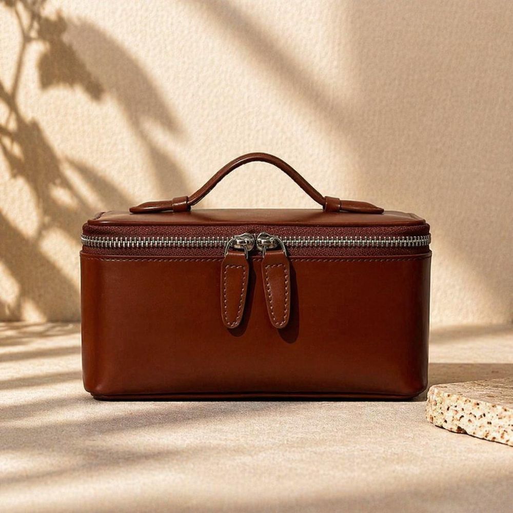Stylish Leather Makeup Bag - Casual Travel detail photo 2