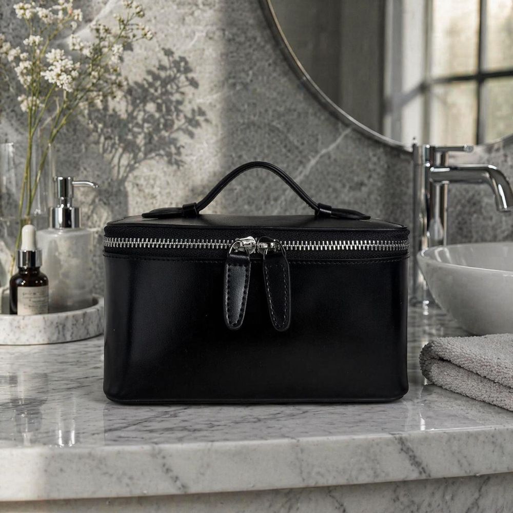 Stylish Leather Makeup Bag - Casual Travel detail photo 4