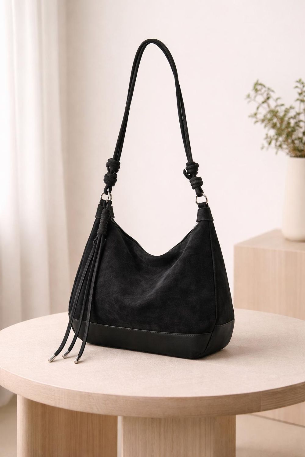 Stylish Women’s Faux Suede Tote Bag – detail photo 2