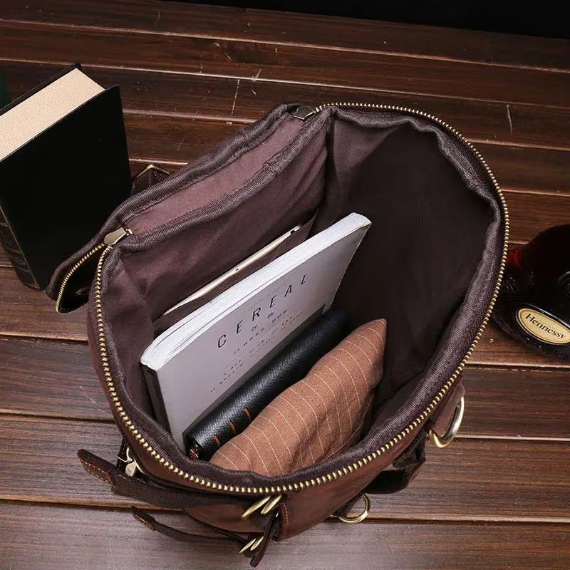 Unique Design Leather Backpack for Men detail photo 3